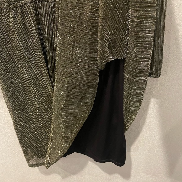 Simply Vera Vera Wang Knot-Waist Gold and Black Metallic Mini Dress Size Medium - Picture 9 of 10